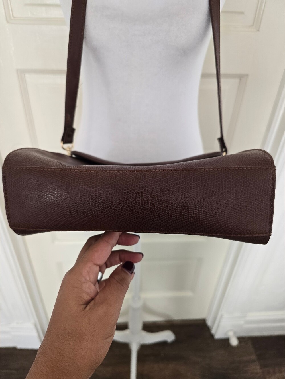 Vintage Liz Claiborne Classic Brown Leather Top-Handle Shoulder Bag - Picture 10 of 13